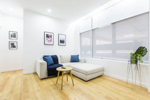 HAZEL, 3BDR Melbourne Apartment - New South Wales Tourism  0