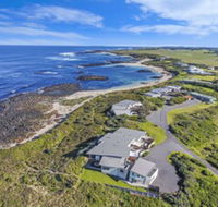 HEARNS BEACHSIDE VILLA 9 - New South Wales Tourism 
