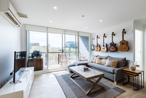 YUKI, 1BDR Melbourne Apartment - New South Wales Tourism  1