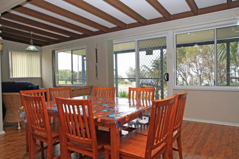 Silversands Beach House - New South Wales Tourism  1