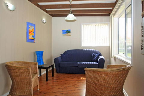 Silversands Beach House - New South Wales Tourism  6