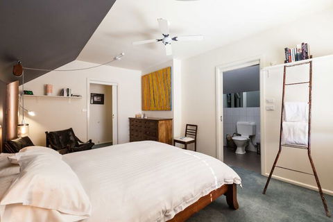 KELLY, 3BDR Northcote House - New South Wales Tourism  6