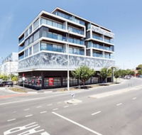 Spacious Urban Oasis in Central Location