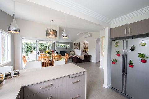 Armidale Cottage - New South Wales Tourism  3