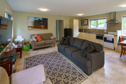 Adventure Bay Holiday Home - New South Wales Tourism  2