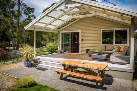 Adventure Bay Holiday Home - New South Wales Tourism  6