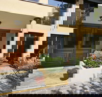 House in Bright - New South Wales Tourism 