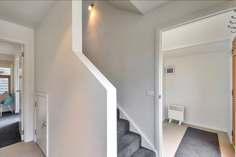 Piqueos 2 - New South Wales Tourism  1