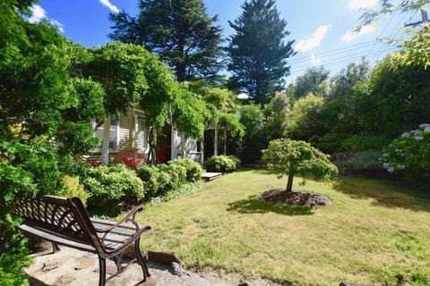 Calamandah House Of Blackheath - New South Wales Tourism  6