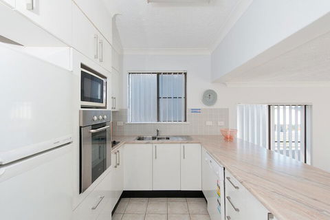 Tradewinds, Unit 4/110 Victoria Parade - New South Wales Tourism  2