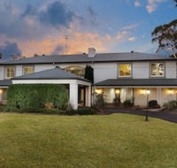 Luxury Bungalow - New South Wales Tourism 