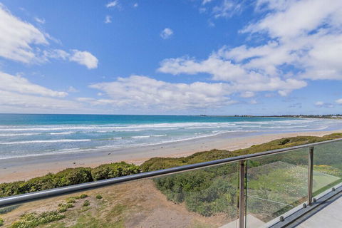 Aqua Mist Seascape - New South Wales Tourism  1