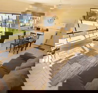 Pelican Perch Retreat - New South Wales Tourism 