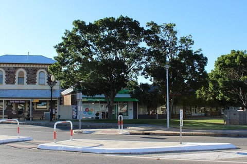 Royal Exchange Hotel - New South Wales Tourism  1