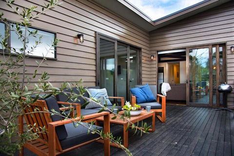 Halcyon - New South Wales Tourism  2