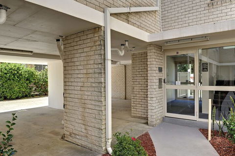 Shoal Bay Road Del Rae Unit 18 25 - New South Wales Tourism  1