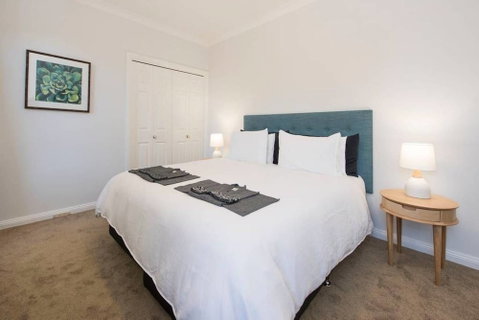 Peppertree Hill Luxury Farm Accomodation - New South Wales Tourism  4