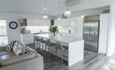 Ocean & Earth - New South Wales Tourism  1