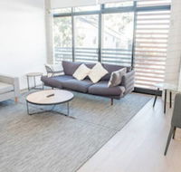 Super Cool Newtown Pad H393 - New South Wales Tourism 
