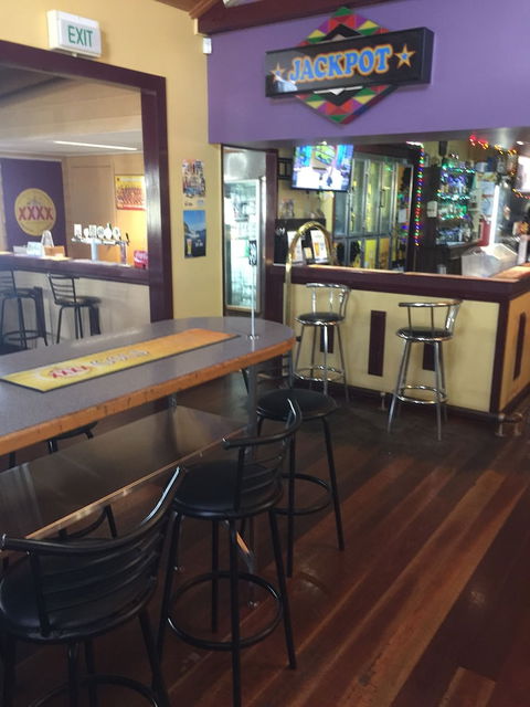 Westside Tavern And Motel - New South Wales Tourism  3