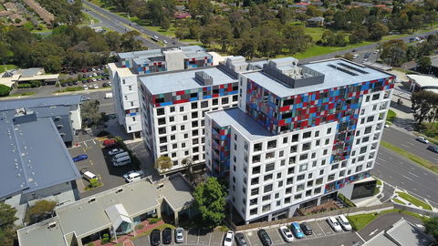 Melbourne Knox Central Apartment Hotel - New South Wales Tourism  1