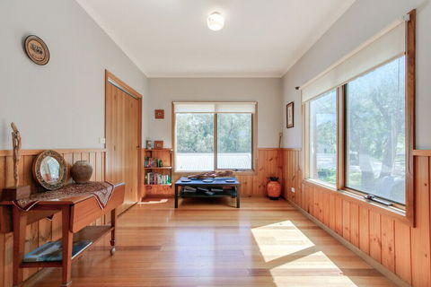 Halcyon - New South Wales Tourism  7