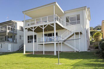 Lentara St. 57 Fingal Bay - New South Wales Tourism  2