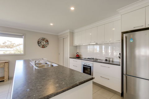 Pelican House - New South Wales Tourism  3