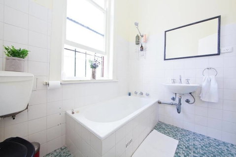 WB319 Chatswood Charmer Roomy 3 Bed Apartment - New South Wales Tourism  5