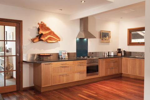 Denmark Holiday House - New South Wales Tourism  3