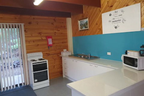 Roland B&B - New South Wales Tourism  0