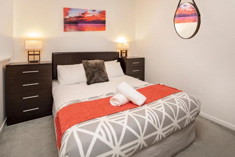 Central Abode Modern Apartment In The Heart Of Jindabyne - New South Wales Tourism  6