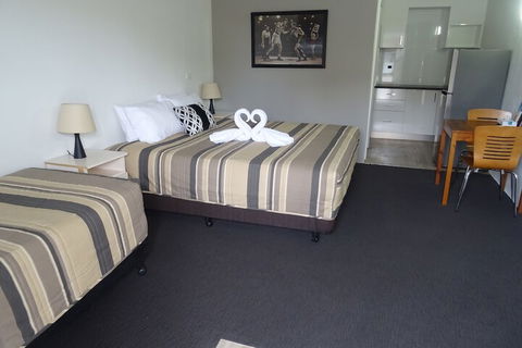 Memphis Motor Inn - New South Wales Tourism  7