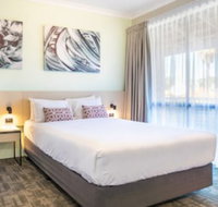 Nightcap at Wanneroo Tavern - New South Wales Tourism 