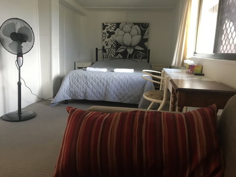 Nerang 66 House - New South Wales Tourism  3