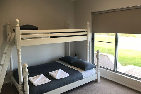 Beaufortia Views - New South Wales Tourism  3