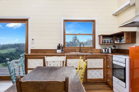Clunes Cottage - New South Wales Tourism  2