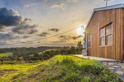 Clunes Cottage - New South Wales Tourism  0