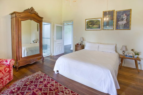 TRANQUILO BEACH HOUSE - New South Wales Tourism  4