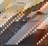 Courthouse Bar  Grill - New South Wales Tourism 