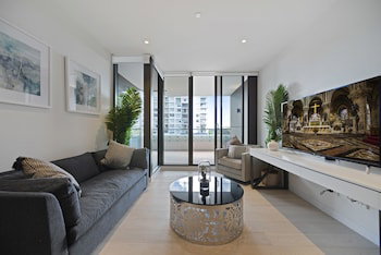Brand New Fully Furnished Apartment Near Macquarie Centre - New South Wales Tourism  6