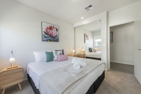 Astra Apartments Merewether - New South Wales Tourism  4