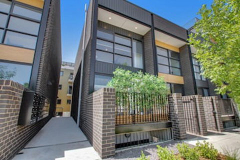 Accommodate Canberra - Parbery - New South Wales Tourism  0