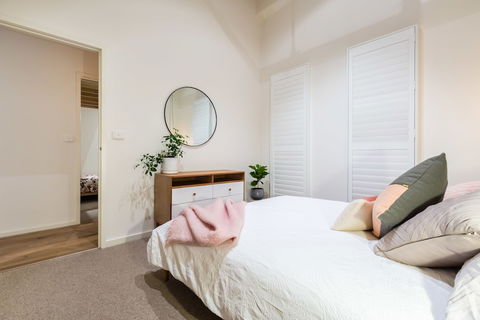 Isla, 2BDR Fitzroy Apartment - New South Wales Tourism  5