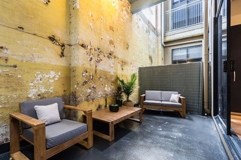 Isla, 2BDR Fitzroy Apartment - New South Wales Tourism  0