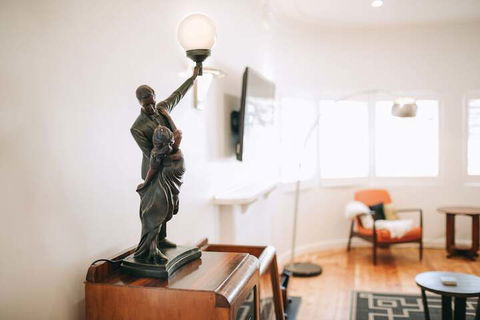Deco Beach Luxury Apartments - New South Wales Tourism  3