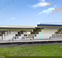 Settle in on 260 Settlement in Cowes - New South Wales Tourism 