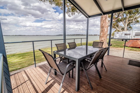 Lake Boga Caravan Park - New South Wales Tourism  3