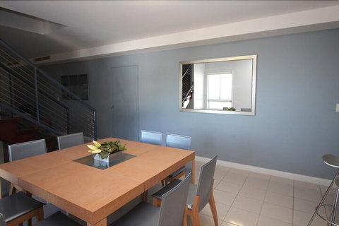 Deep Blue 14 - New South Wales Tourism  2