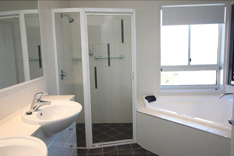 Deep Blue 14 - New South Wales Tourism  5